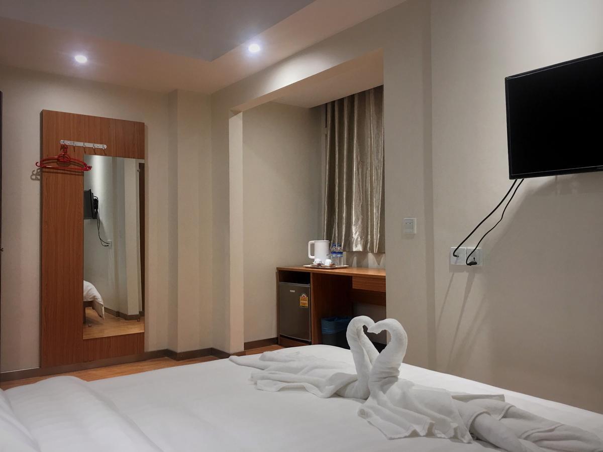 Sky Hotel 88 St. Yangon Exterior foto