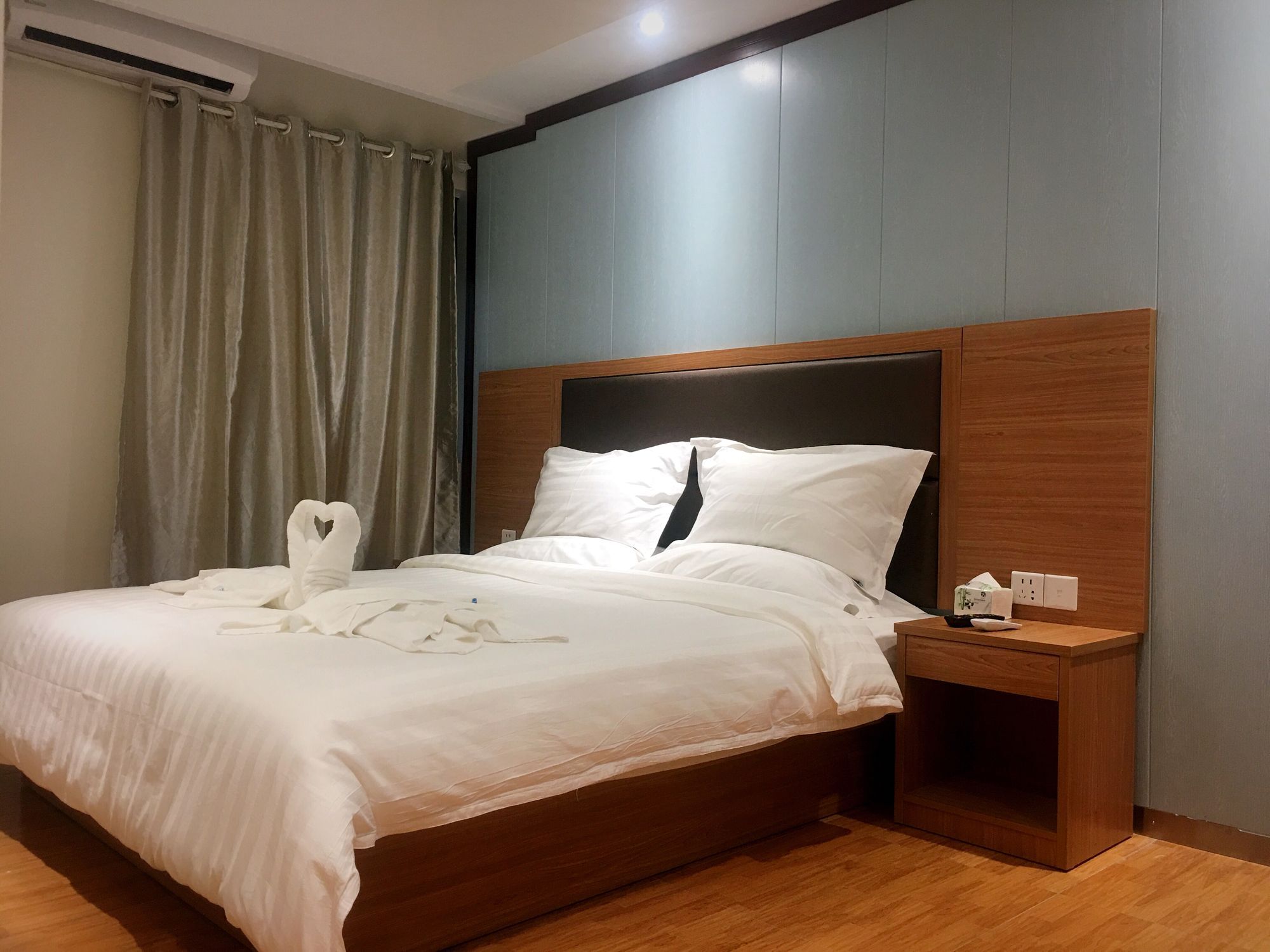 Sky Hotel 88 St. Yangon Exterior foto